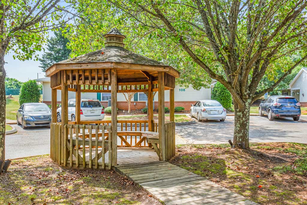 Kingsway Apartments